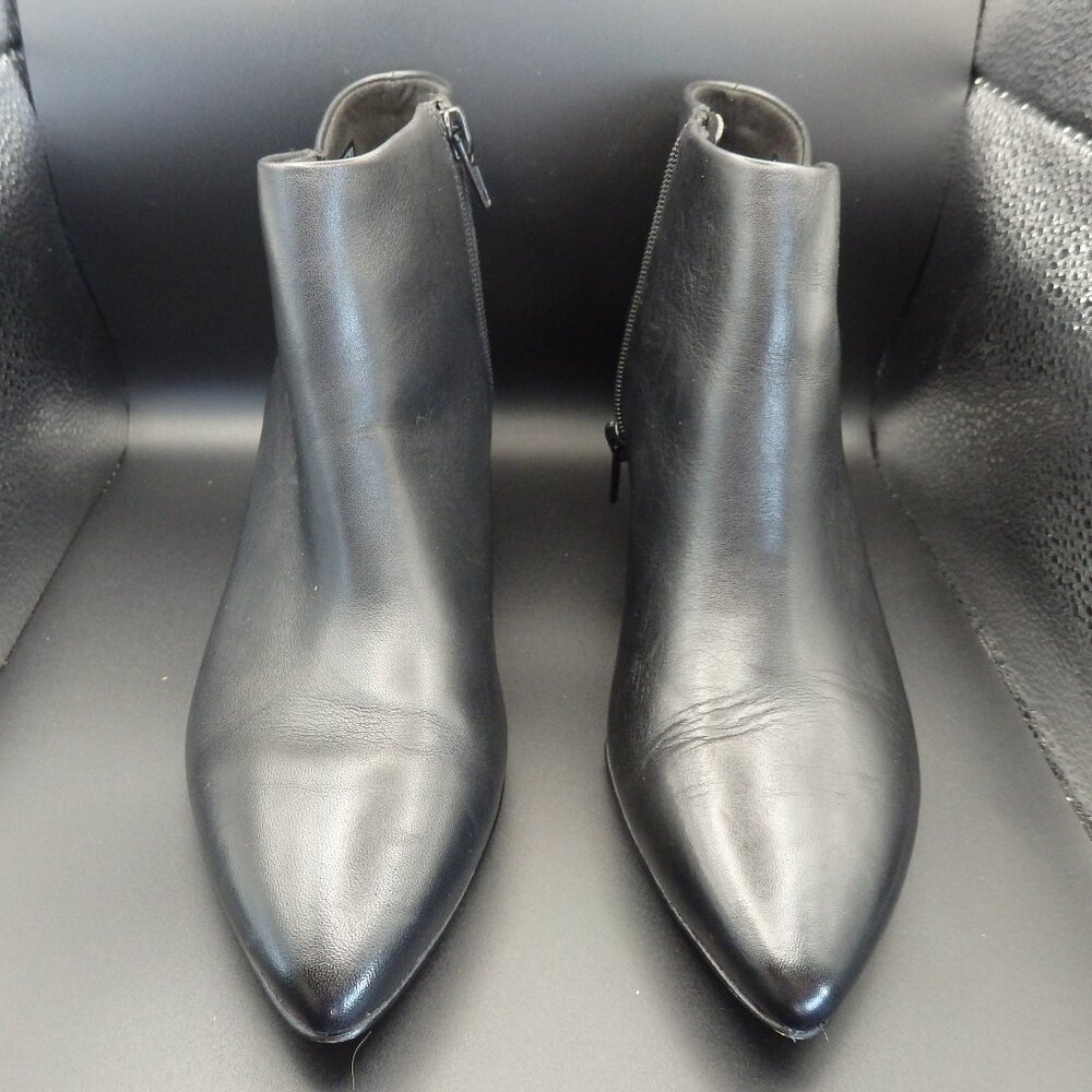 Clark’s Linvale Sea Ultimate Comfort Collection Black Ankle Heeled Boots